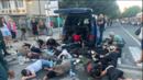 Служители на "Гранична полиция"  задържаха шофьора на микробус, който избяга снощи в с. Лозенец