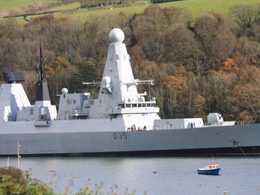 Британският разрушител HMS Dragon пристигна в Кипър

