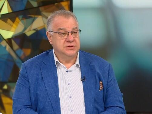 Преживях значимо медицинско събитие написа във Фейсбук бившият министър на
