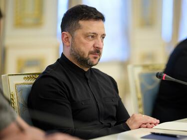 Зеленски: Светът има инструменти да спре Русия
