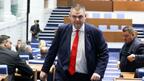 Справката на ГДБОП за полетите на Пеевски е внесена в парламента

