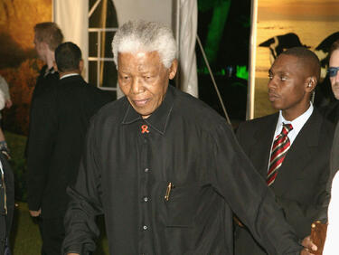 Мандела отново възхити света